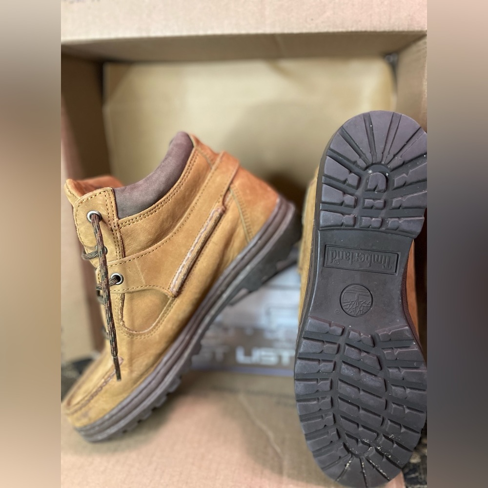 Timberlands woman’s work boots
